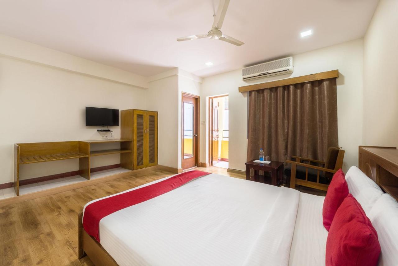 Stayeasy Majestic Bangalore Exterior photo