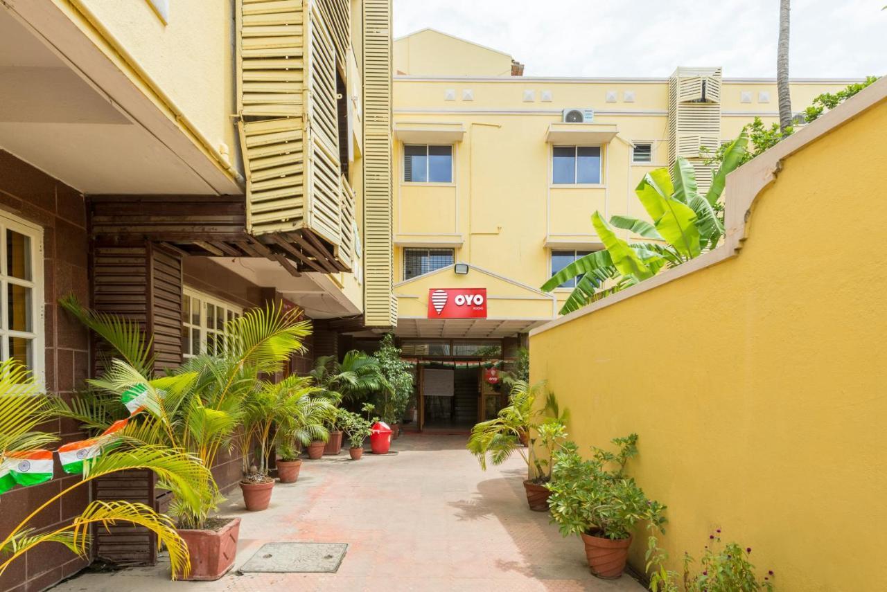 Stayeasy Majestic Bangalore Exterior photo